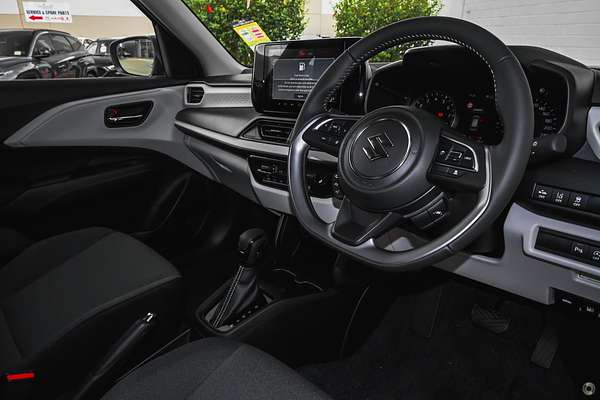 2024 Suzuki Swift Hybrid Plus UZ