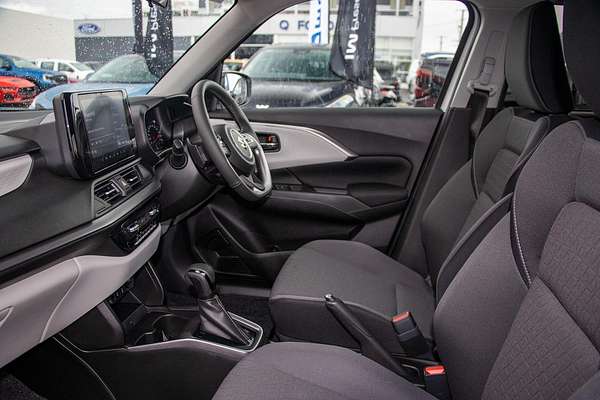 2025 Suzuki Swift Hybrid GLX UZ