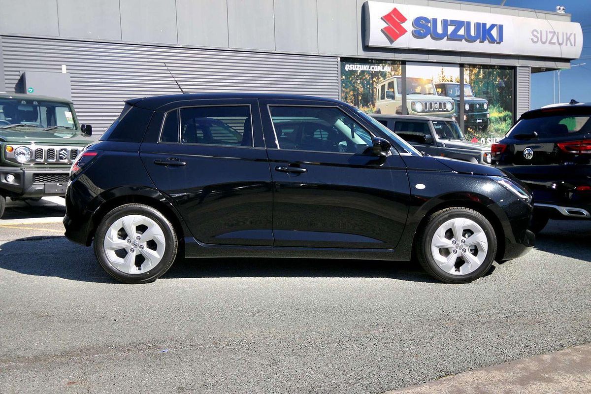 2024 Suzuki Swift Hybrid Plus UZ