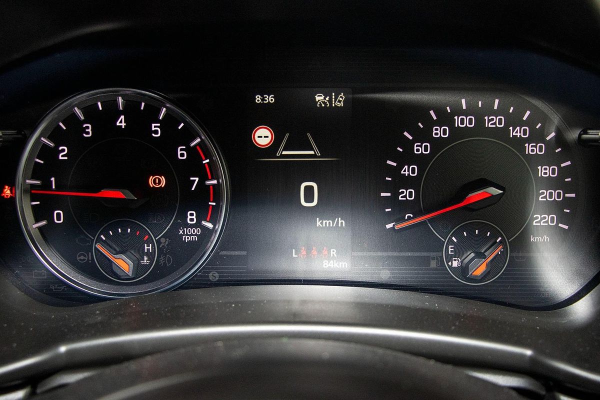 2025 Suzuki Swift Hybrid UZ