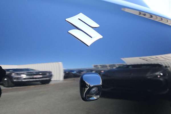 2024 Suzuki Swift Hybrid Plus UZ