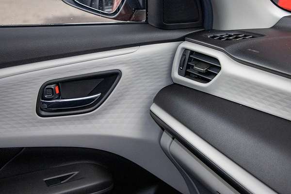 2024 Suzuki Swift Hybrid Plus UZ