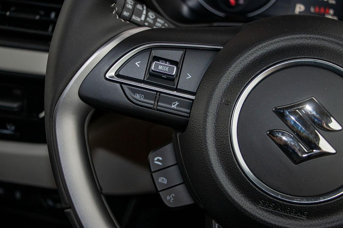 2024 Suzuki Swift Hybrid Plus UZ