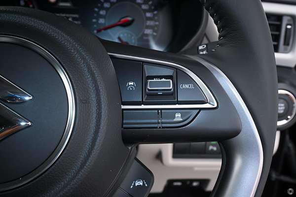 2024 Suzuki Swift Hybrid Plus UZ