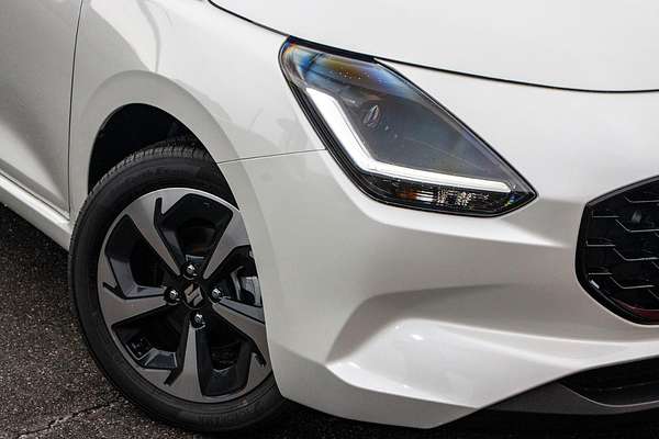 2025 Suzuki Swift Hybrid GLX UZ