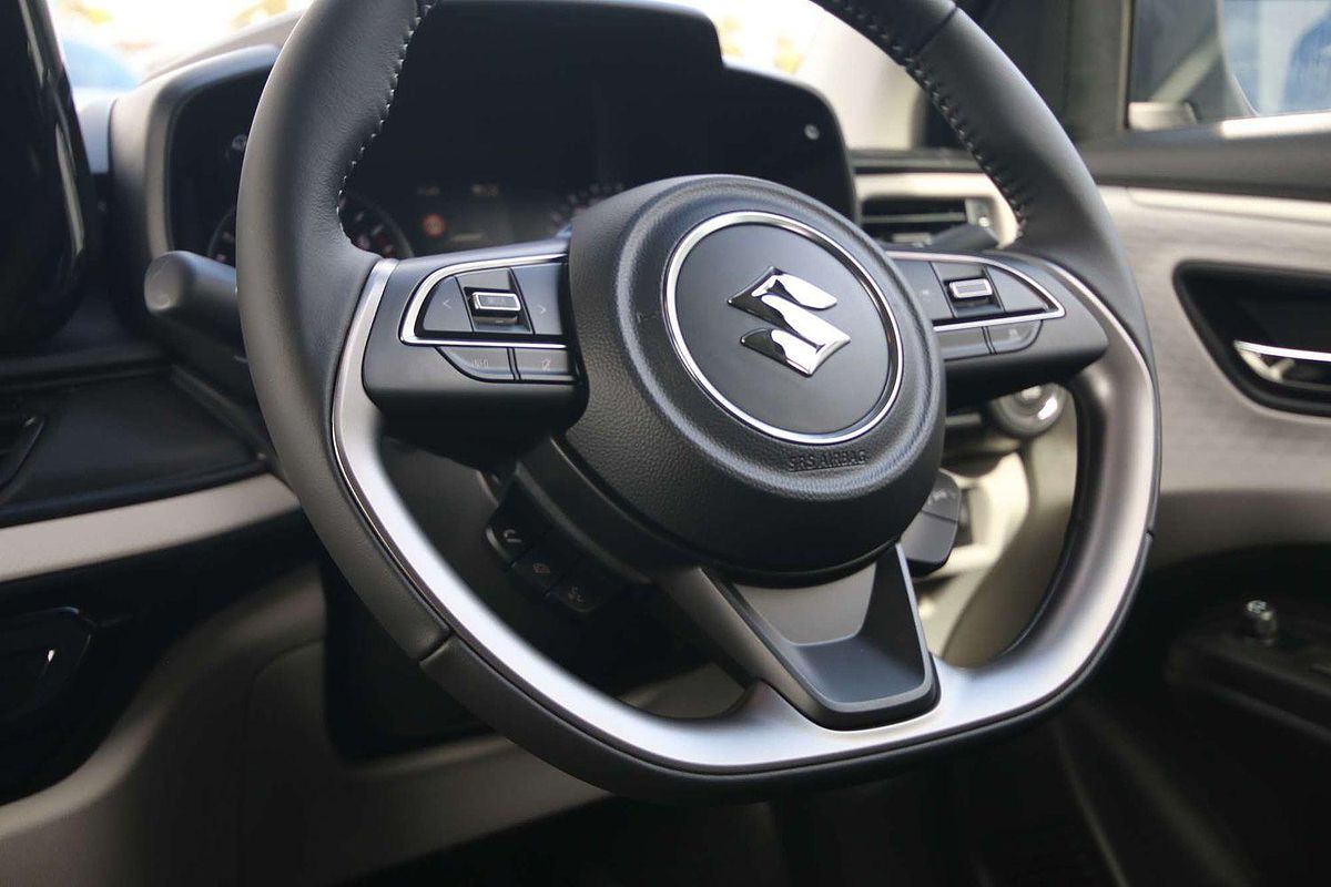 2024 Suzuki Swift Hybrid Plus UZ