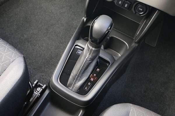 2024 Suzuki Swift Hybrid Plus UZ