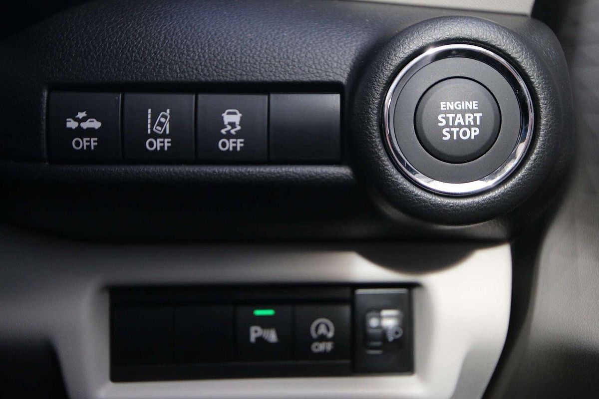 2024 Suzuki Swift Hybrid Plus UZ