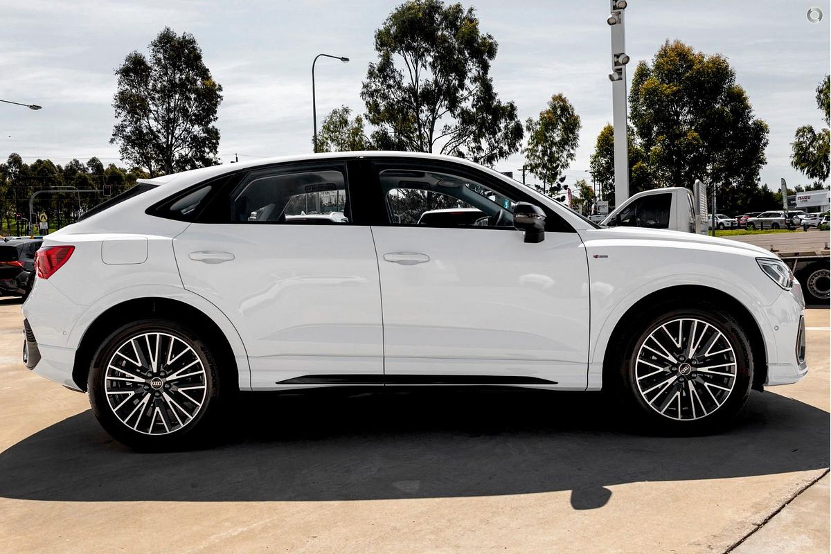 2025 Audi Q3 35 TFSI S line edition F3