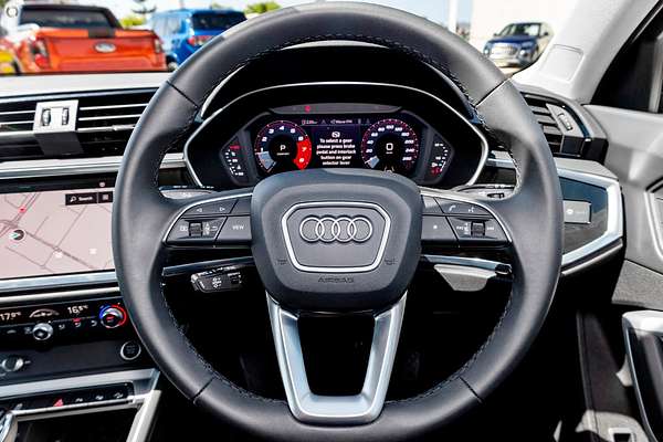 2025 Audi Q3 35 TFSI S line edition F3