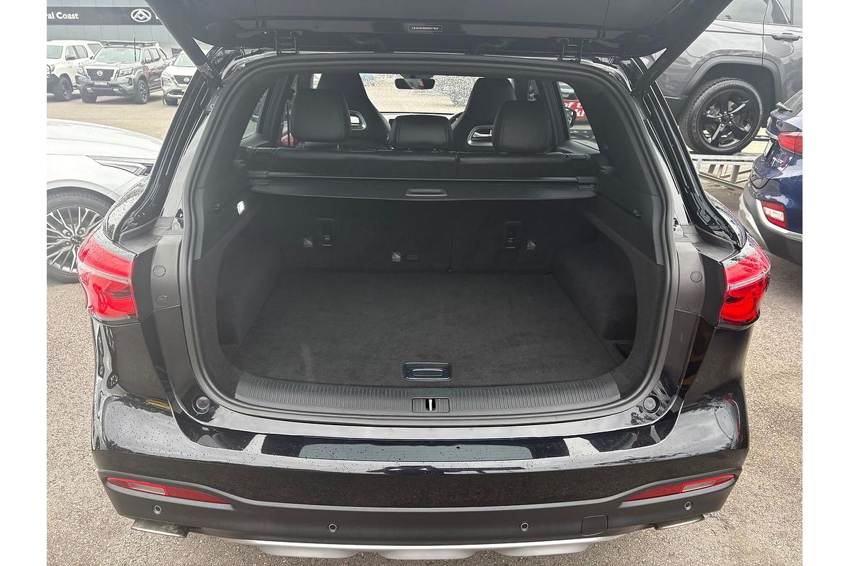 2021 MG HS Essence SAS23