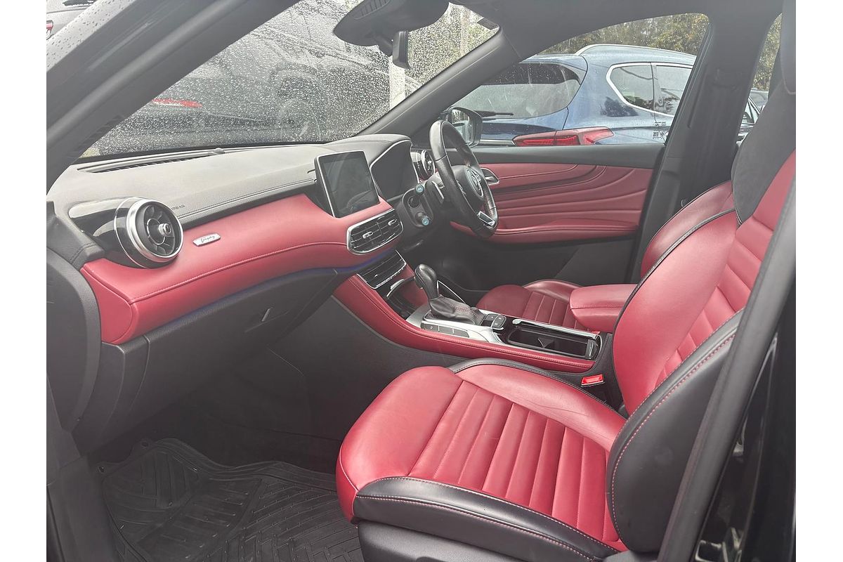 2021 MG HS Essence SAS23