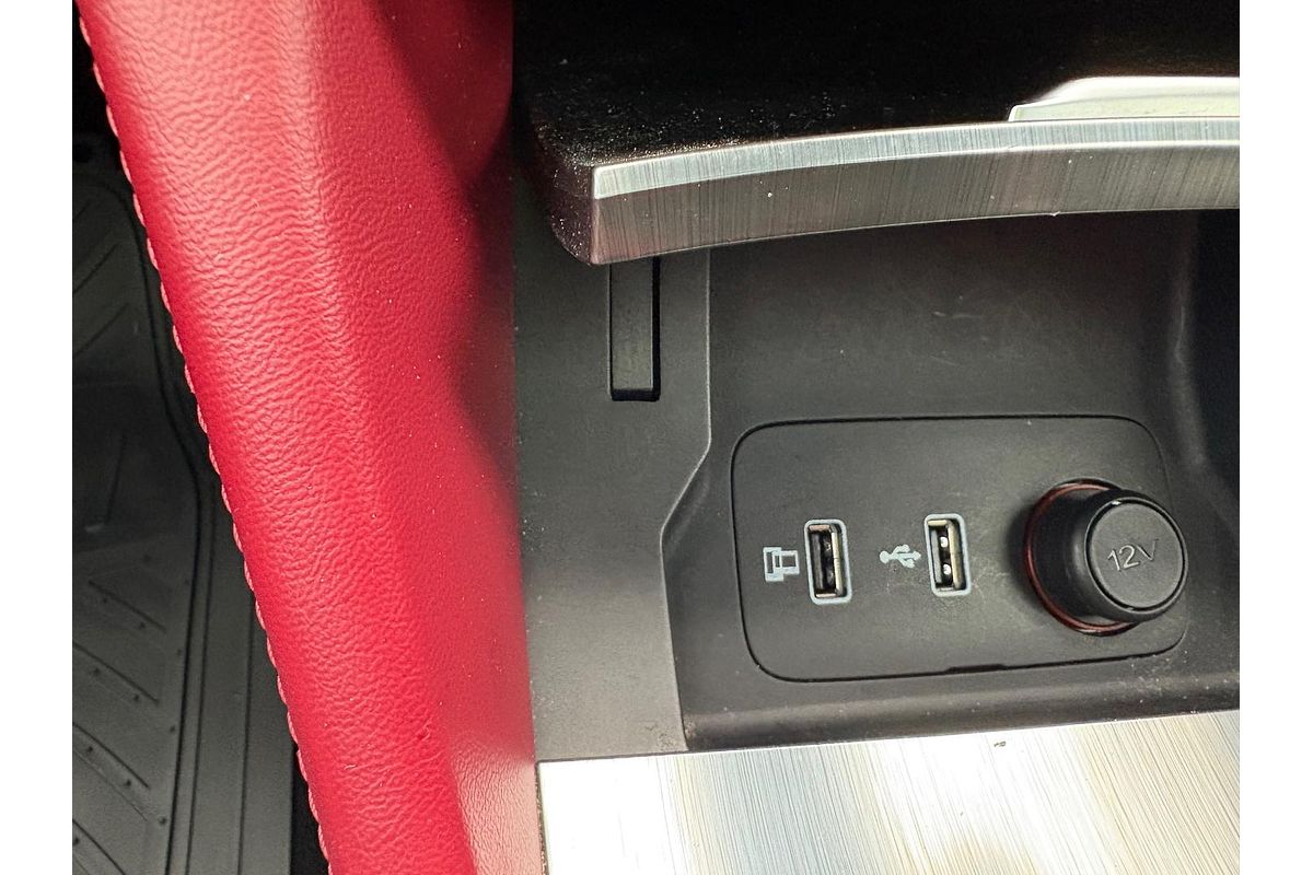 2021 MG HS Essence SAS23