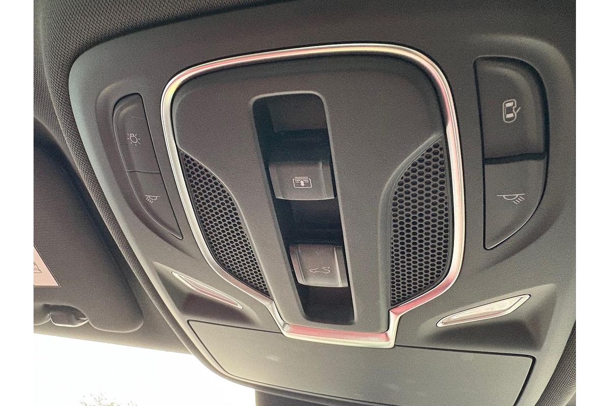 2021 MG HS Essence SAS23