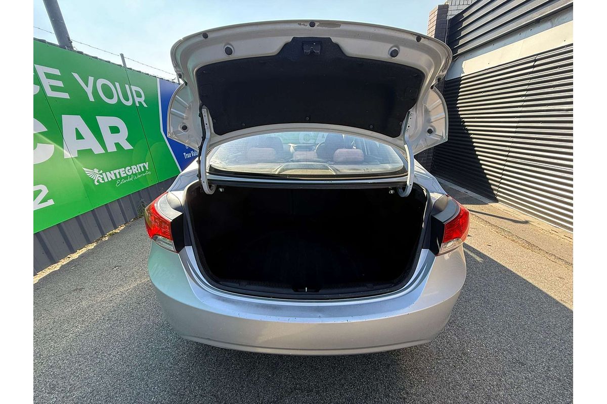 2013 Hyundai Elantra Active MD2