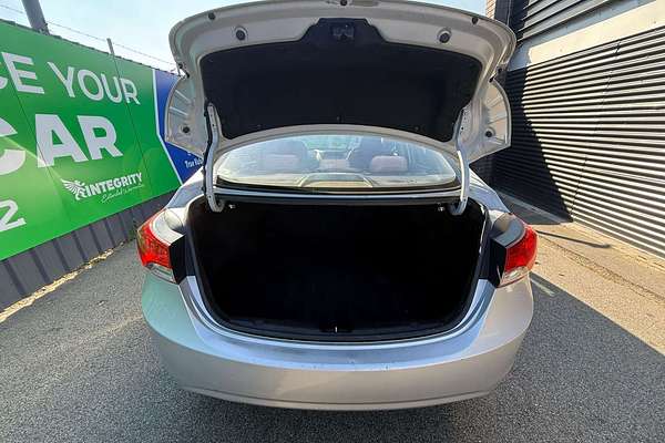 2013 Hyundai Elantra Active MD2