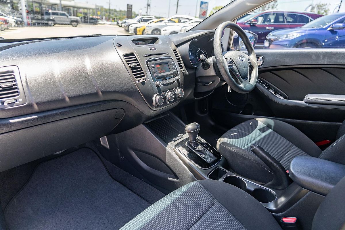 2017 Kia Cerato S YD