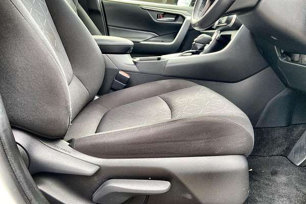 2021 Toyota RAV4 GXL AXAH54R