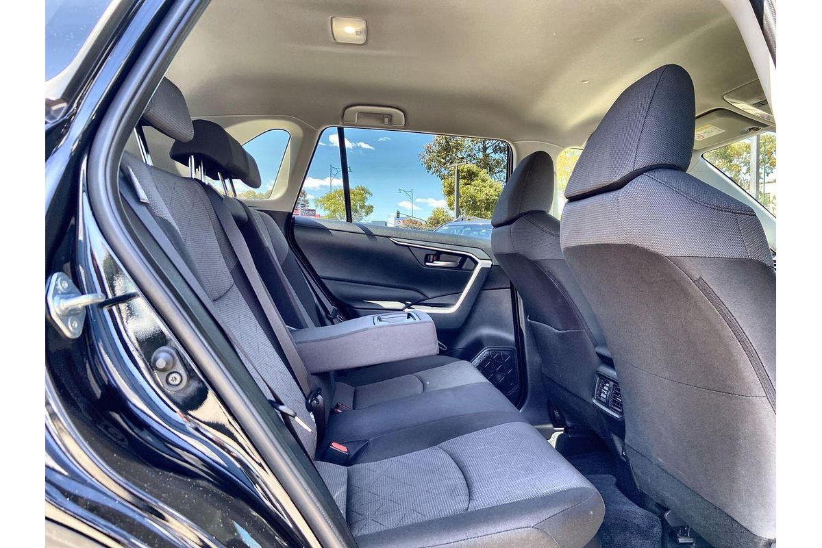 2024 Toyota RAV4 GXL AXAH52R