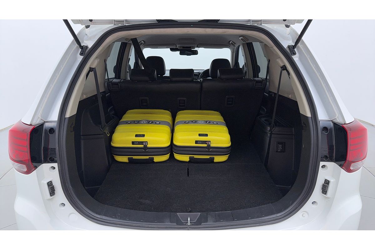 2020 Mitsubishi Outlander LS ZL