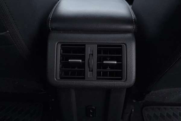 2020 Mitsubishi Outlander LS ZL