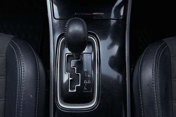 2020 Mitsubishi Outlander LS ZL