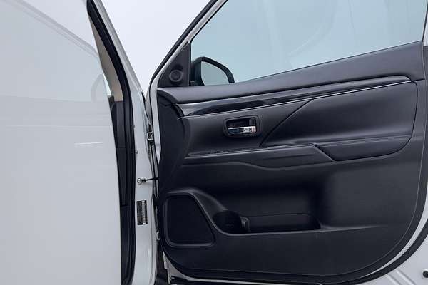 2020 Mitsubishi Outlander LS ZL