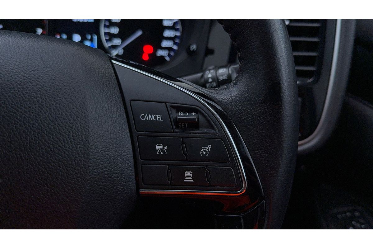 2020 Mitsubishi Outlander LS ZL