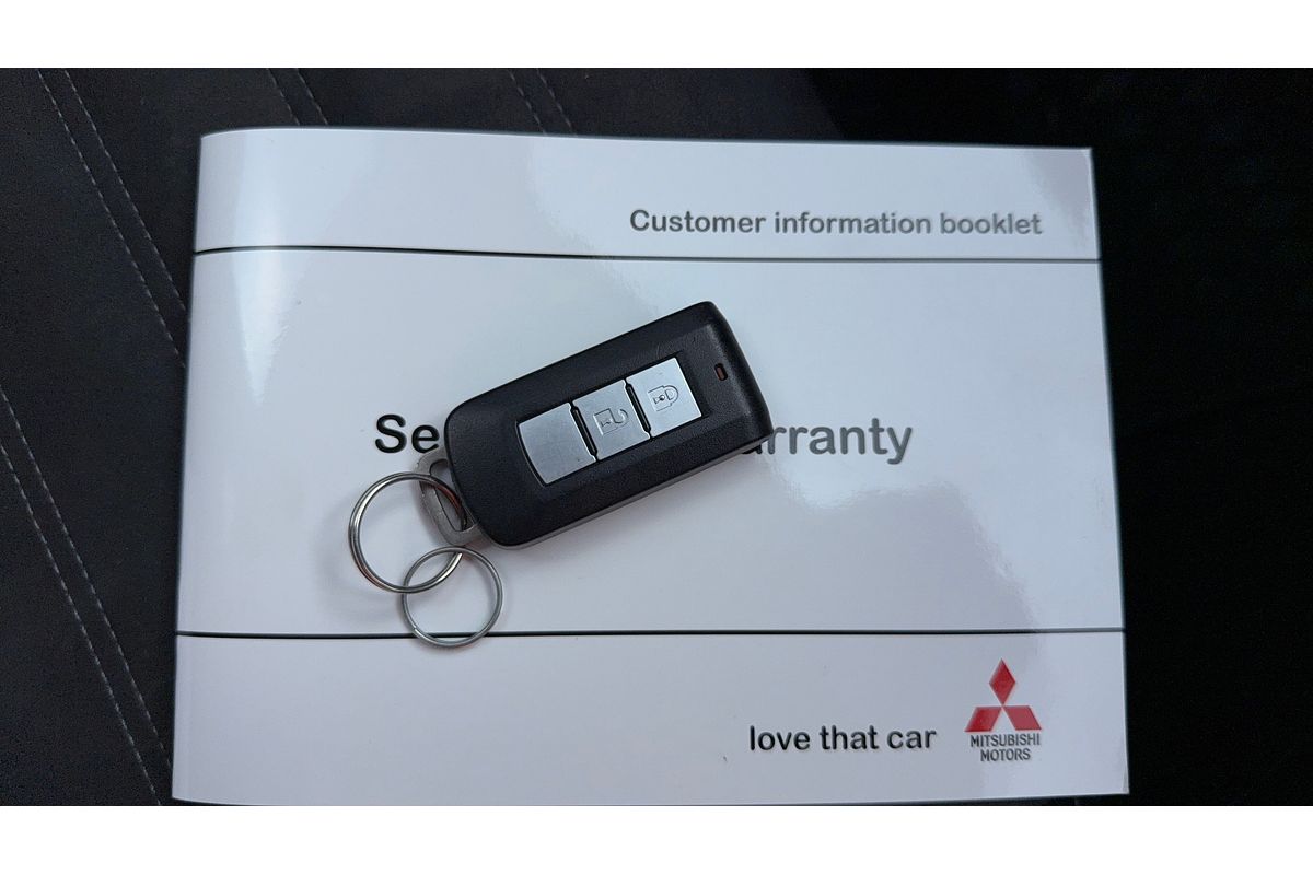 2020 Mitsubishi Outlander LS ZL