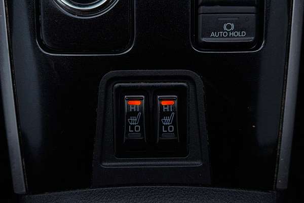 2020 Mitsubishi Outlander LS ZL