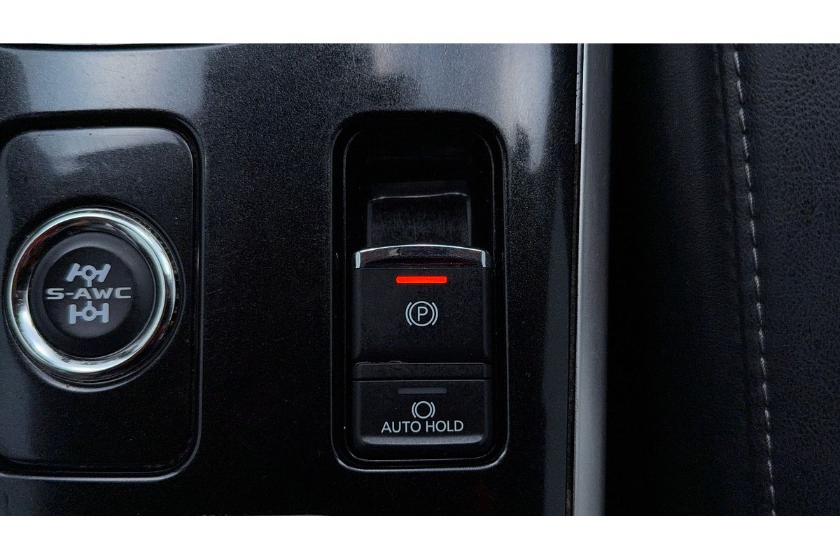 2020 Mitsubishi Outlander LS ZL