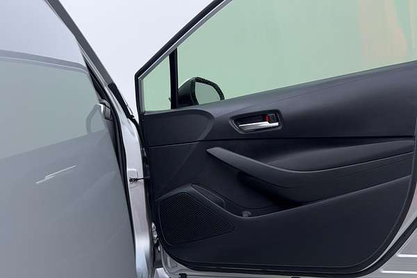 2020 Toyota Corolla SX Hybrid ZWE211R