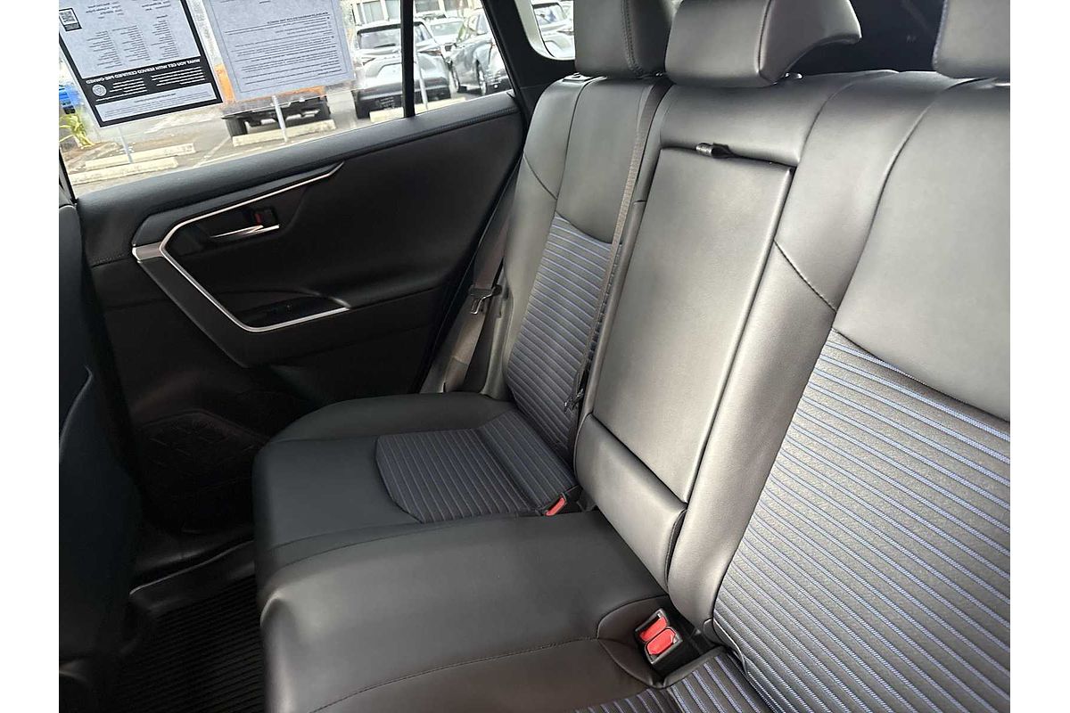 2025 Toyota RAV4 Hybrid XSE