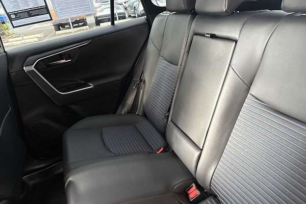 2025 Toyota RAV4 Hybrid XSE