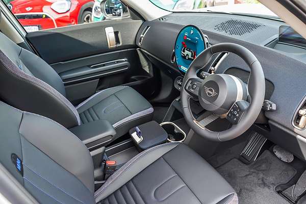 2024 MINI Countryman E Classic U25