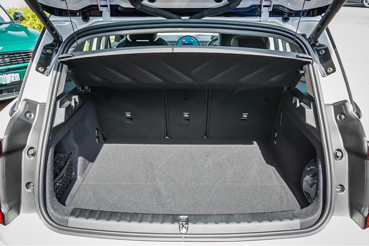 2024 MINI Countryman E Classic U25