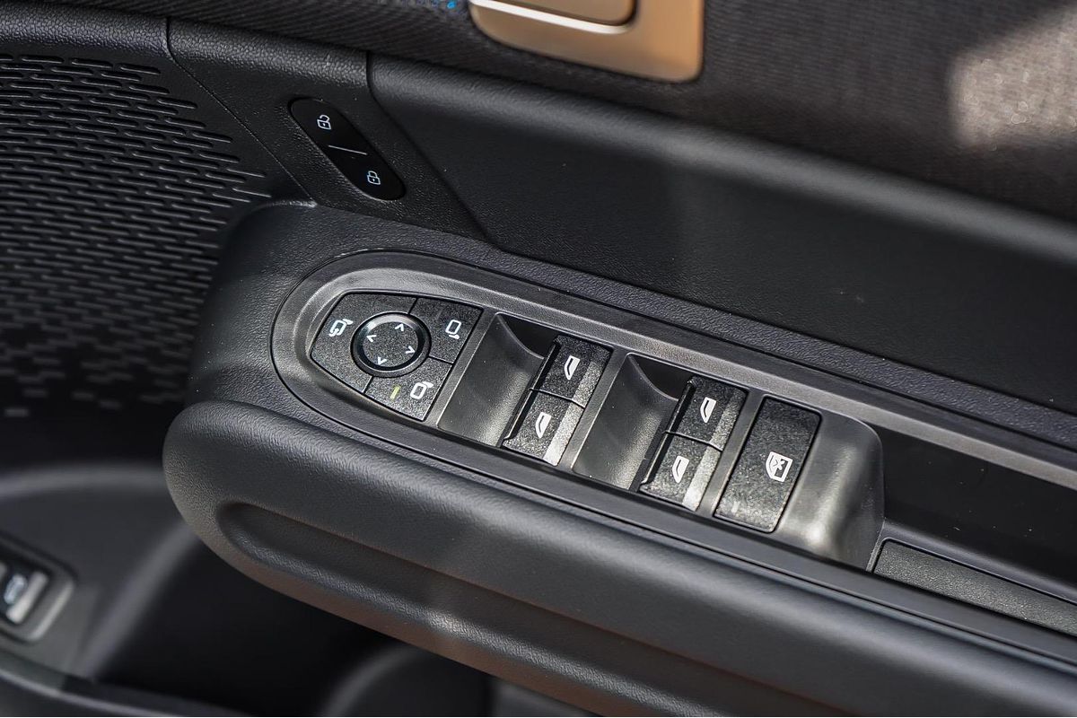 2024 MINI Countryman E Classic U25