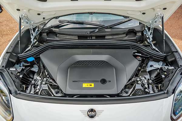 2024 MINI Countryman E Classic U25