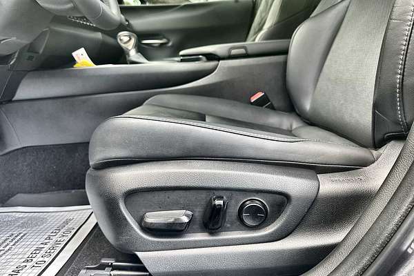 2024 Lexus UX Premium