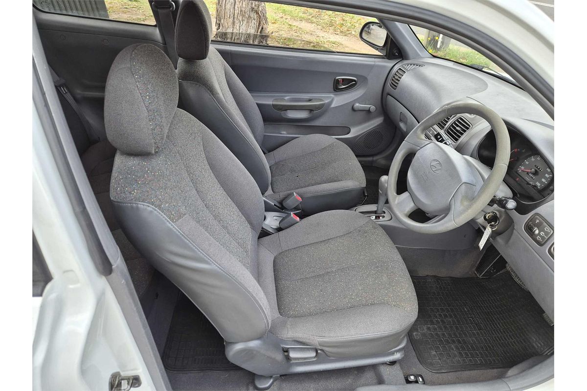 2002 Hyundai Accent GL LC