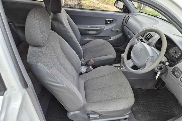 2002 Hyundai Accent GL LC