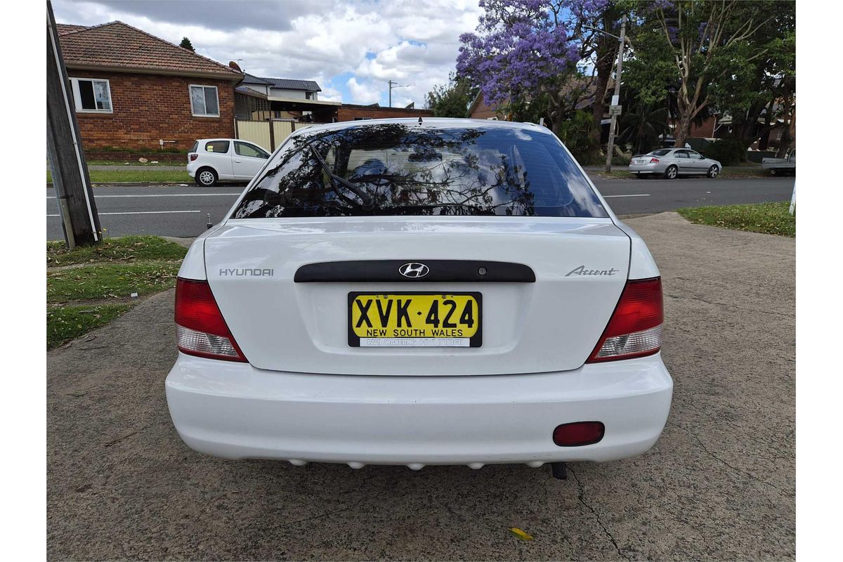 2002 Hyundai Accent GL LC