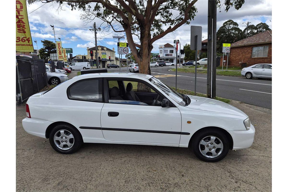 2002 Hyundai Accent GL LC