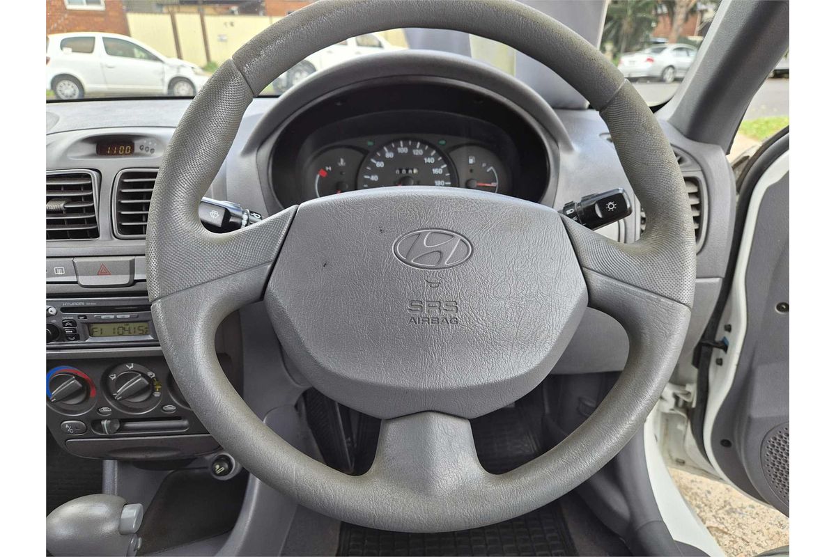 2002 Hyundai Accent GL LC