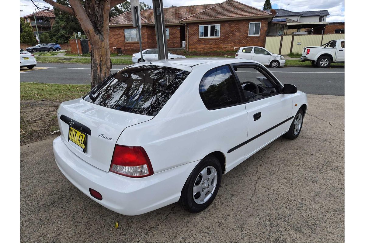 2002 Hyundai Accent GL LC