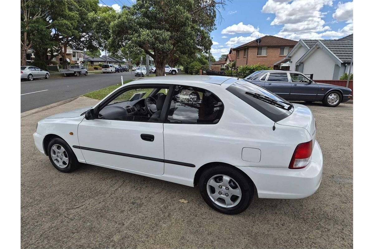 2002 Hyundai Accent GL LC