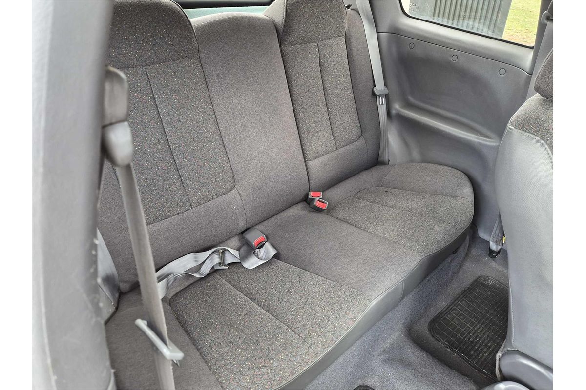 2002 Hyundai Accent GL LC