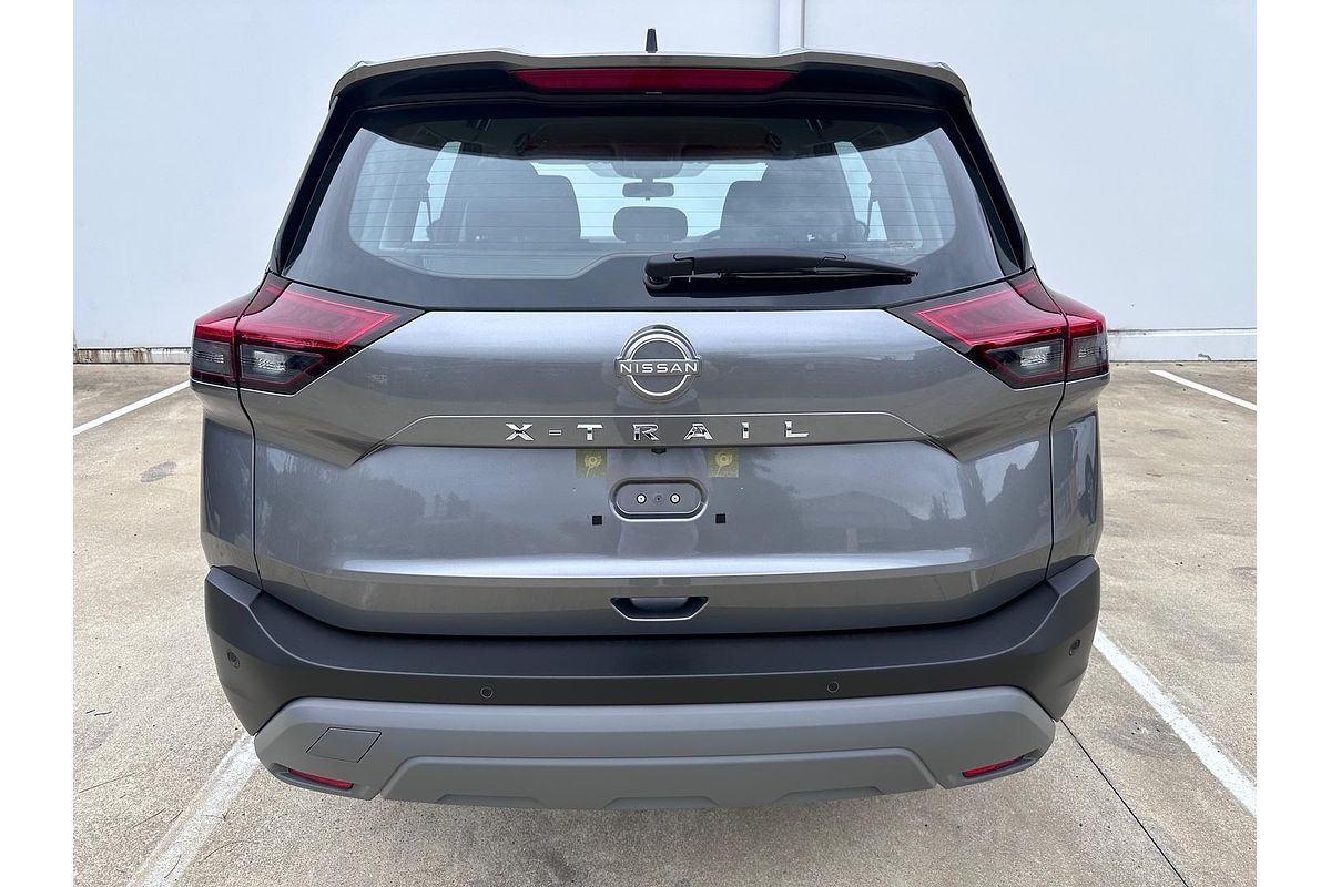 2025 Nissan X-TRAIL ST T33