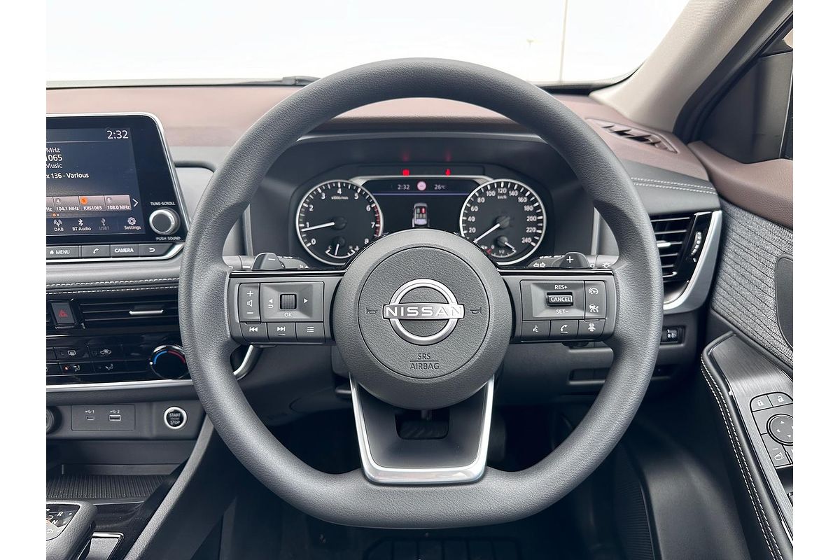 2025 Nissan X-TRAIL ST T33