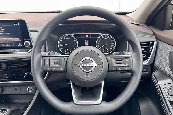 2025 Nissan X-TRAIL ST T33